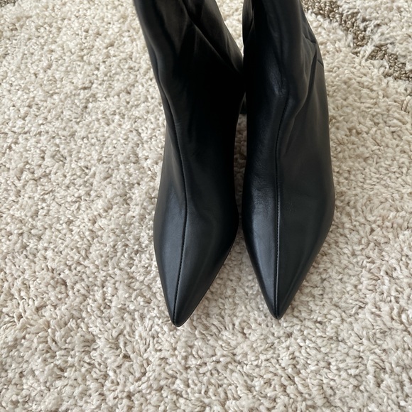 FINAL PRICE. NWOT Vince Knee High Boot - Picture 7 of 7